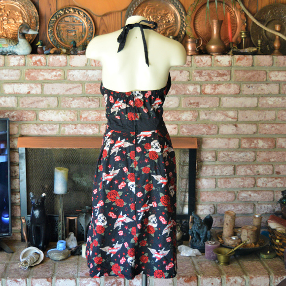 ⚠️SOLD!⚠️RETROCHIC TORRID HALTER DRESS PIN UP - Picture 3 of 4